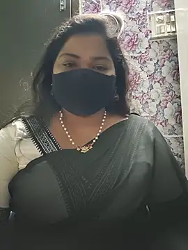 Snapshot of Liyaa_24 chatting on 3, 6, 2026 Liyaa 24 online show from 3, 6, 2026