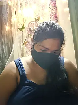 Snapshot of Liyaa_24 chatting on 5, 6, 2026 Liyaa 24 online show from 5, 6, 2026