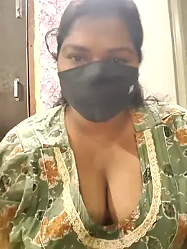 Liyaa 24 online show from 18, 4, 2026