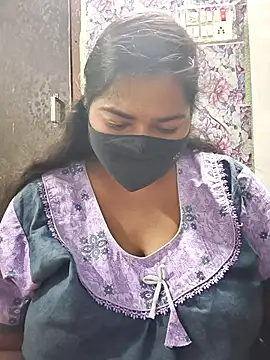 Liyaa 24 online show from 23, 3, 2026