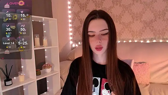 Snapshot of HolyMiax chatting on 19, 6, 2026 HolyMiax online show from 19, 6, 2026