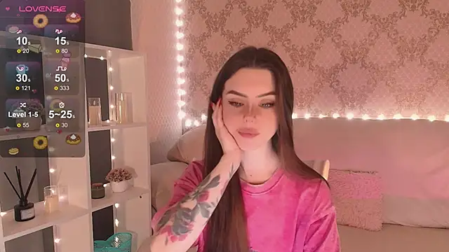 Snapshot of HolyMiax chatting on 1, 2, 2026 HolyMiax online show from 1, 2, 2026