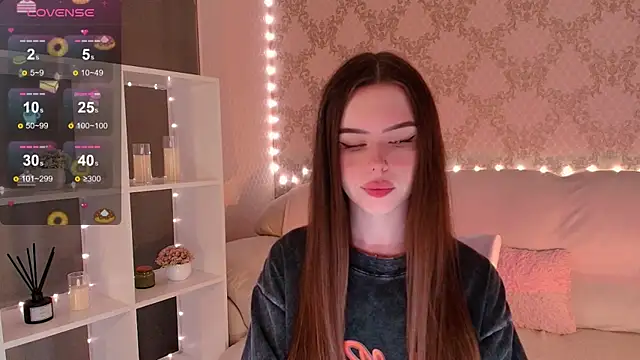 Snapshot of HolyMiax chatting on 16, 7, 2026 HolyMiax online show from 16, 7, 2026