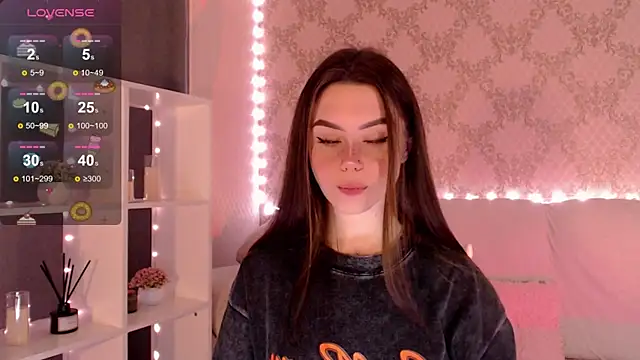 HolyMiax online show from 1, 10, 2025