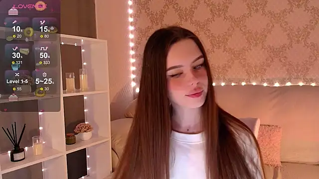 Snapshot of HolyMiax chatting on 12, 7, 2026 HolyMiax online show from 12, 7, 2026