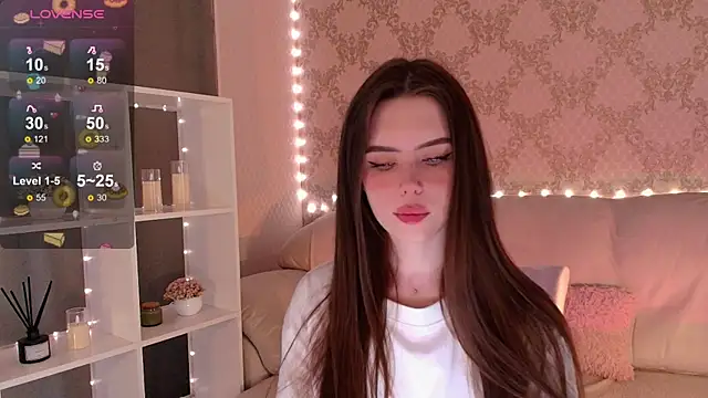 Snapshot of HolyMiax chatting on 9, 7, 2026 HolyMiax online show from 9, 7, 2026