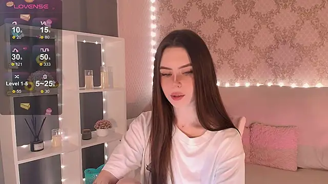 Snapshot of HolyMiax chatting on 12, 2, 2026 HolyMiax online show from 12, 2, 2026