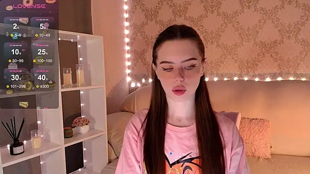 Snapshot of HolyMiax chatting on 11, 7, 2026 HolyMiax online show from 11, 7, 2026
