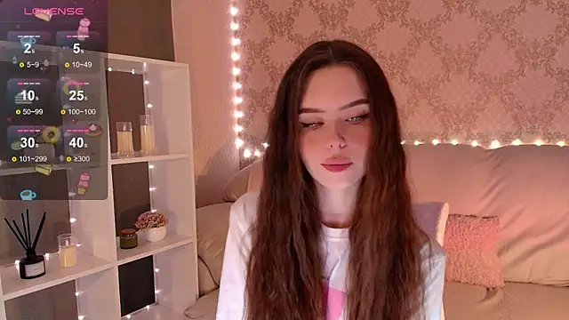 Snapshot of HolyMiax chatting on 13, 7, 2026 HolyMiax online show from 13, 7, 2026