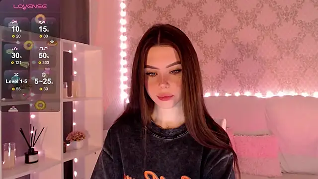 HolyMiax online show from 10, 10, 2025