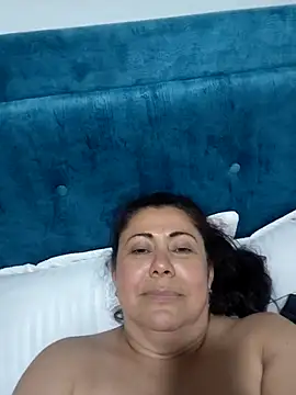 Snapshot of EmmaJhomson chatting on 17, 6, 2026 EmmaJhomson online show from 17, 6, 2026