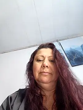 Snapshot of EmmaJhomson chatting on 24, 6, 2026 EmmaJhomson online show from 24, 6, 2026
