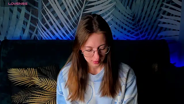 ChristyCrayme online show from 3, 10, 2025