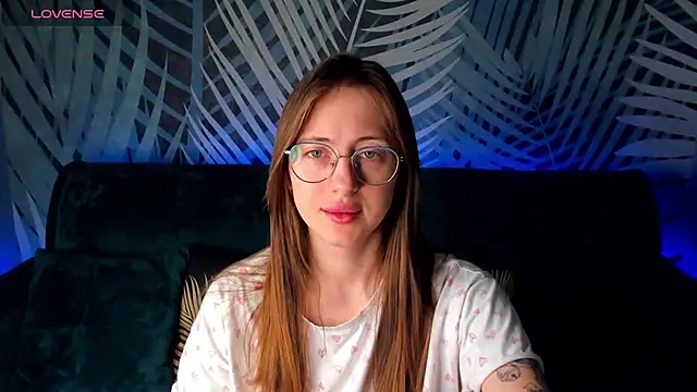 ChristyCrayme online show from 3, 12, 2025