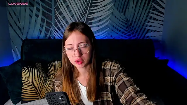 ChristyCrayme online show from 2, 10, 2025