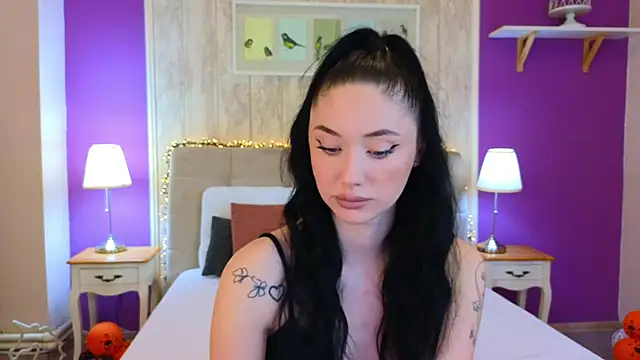 Snapshot of Ivanna__Rose chatting on 25, 11, 2025 Ivanna Rose online show from 25, 11, 2025