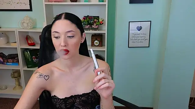 Snapshot of Ivanna__Rose chatting on 17, 10, 2025 Ivanna Rose online show from 17, 10, 2025