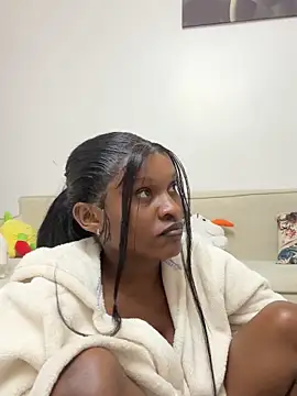 Lil-shawrie online show from 5, 10, 2025