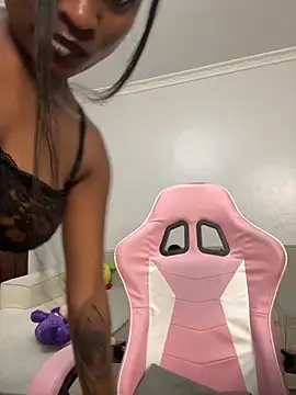 Lil-shawrie online show from 17, 9, 2025