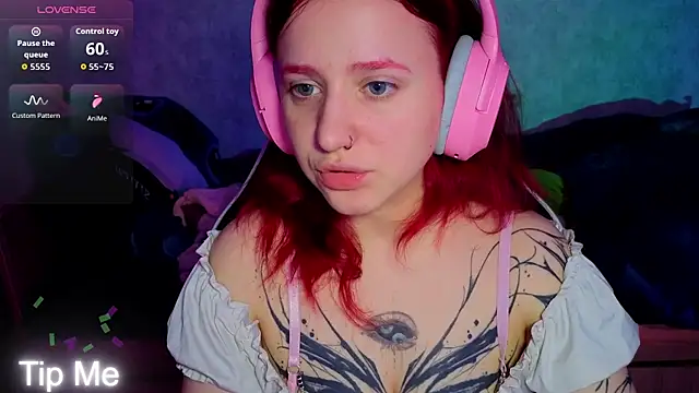 Snapshot of Mini_Lady1 chatting on 25, 6, 2026 Mini Lady1 online show from 25, 6, 2026