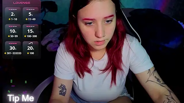 Snapshot of Mini_Lady1 chatting on 6, 6, 2026 Mini Lady1 online show from 6, 6, 2026