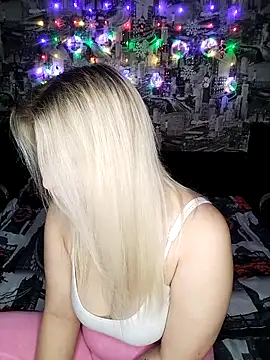 HoneyNelly online show from 10, 2, 2026