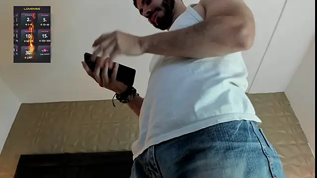 AxelThompson  online show from 8, 10, 2025