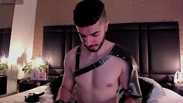 AxelThompson  online show from 1, 11, 2025