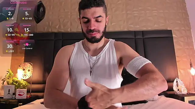 AxelThompson  online show from 18, 10, 2025