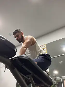 AxelThompson  online show from 10, 10, 2025