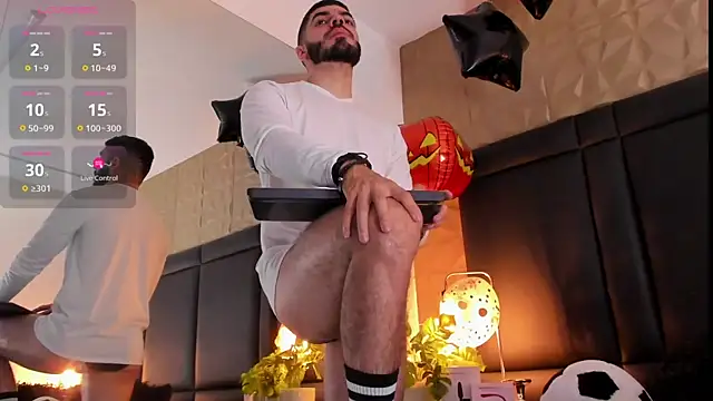 AxelThompson  online show from 12, 10, 2025