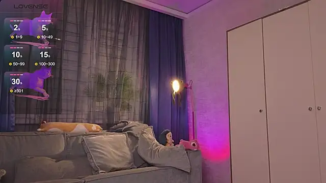 Snapshot of bloodymarrry chatting on 16, 12, 2025 bloodymarrry online show from 16, 12, 2025