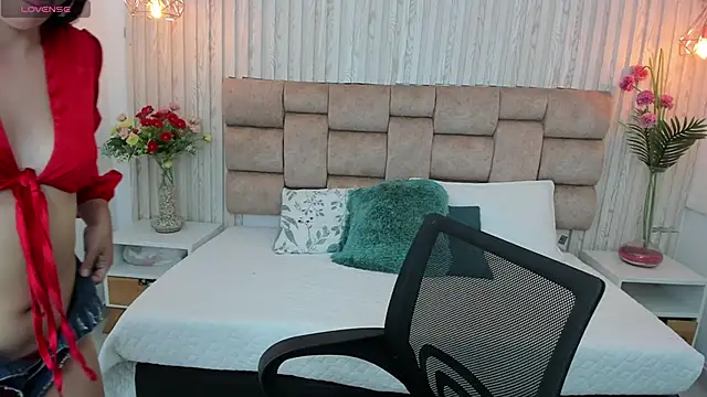 Gina25 online show from 24, 10, 2025