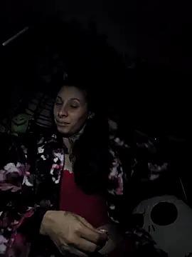 Snapshot of DarkAngelz1 chatting on 27, 11, 2025 DarkAngelz1 online show from 27, 11, 2025