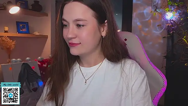 mia here online show from 14, 12, 2025