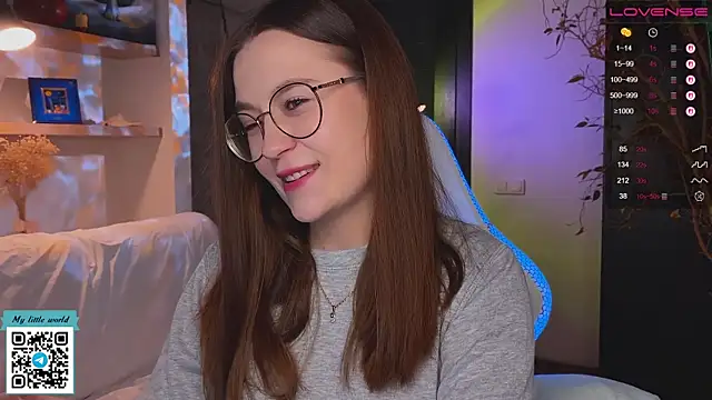 mia here online show from 23, 11, 2025