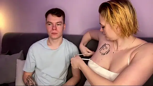 julielourens online show from 20, 9, 2025