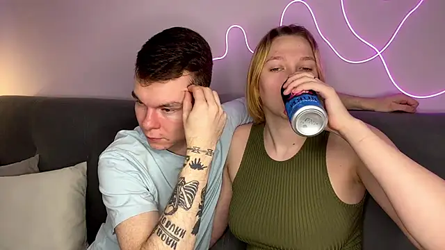 julielourens online show from 9, 11, 2025