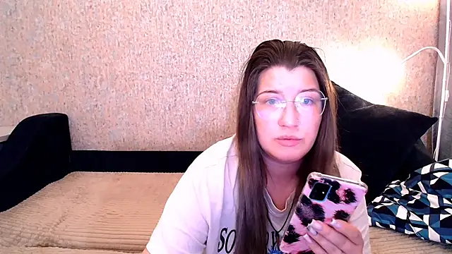 CherryZlata online show from 20, 11, 2025