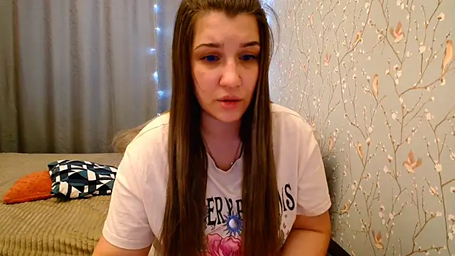 CherryZlata online show from 15, 12, 2025