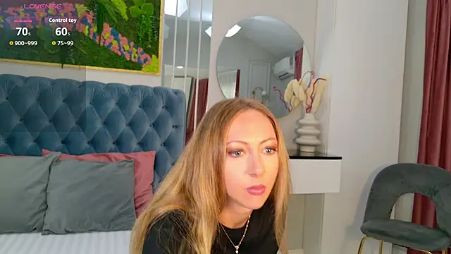 SiennaPierce online show from 14, 5, 2026
