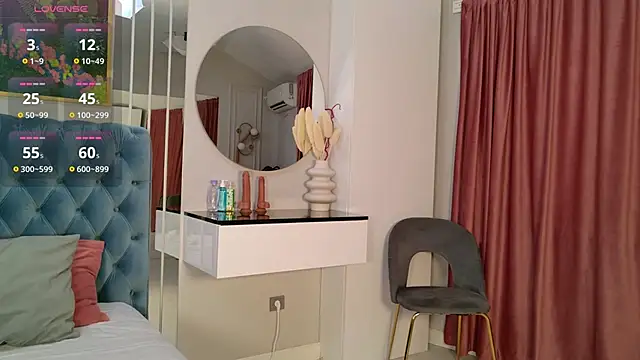 Snapshot of SiennaPierce chatting on 29, 6, 2026 SiennaPierce online show from 29, 6, 2026