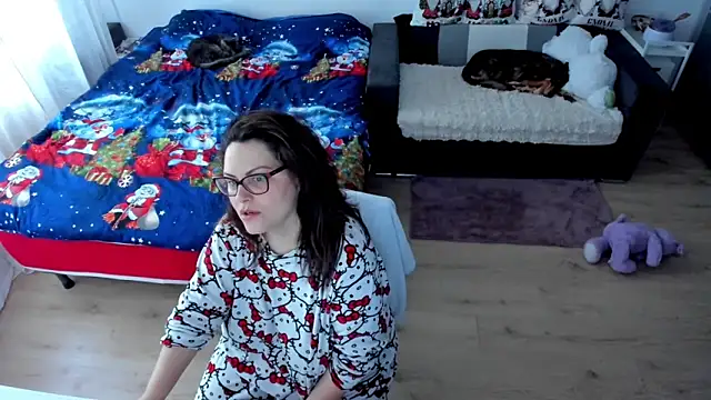 Squirt Kimm online show from 5, 12, 2025