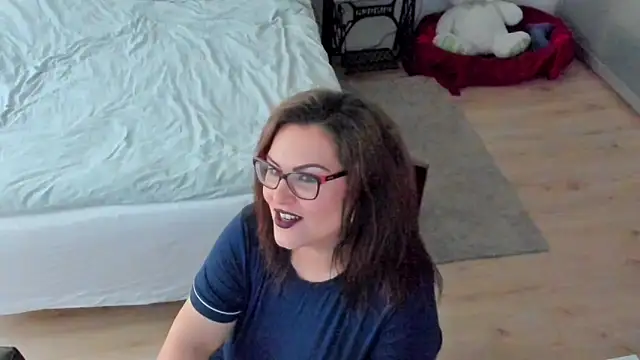 Squirt Kimm online show from 12, 11, 2025