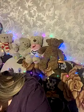 hotsteacher online show from 16, 12, 2025