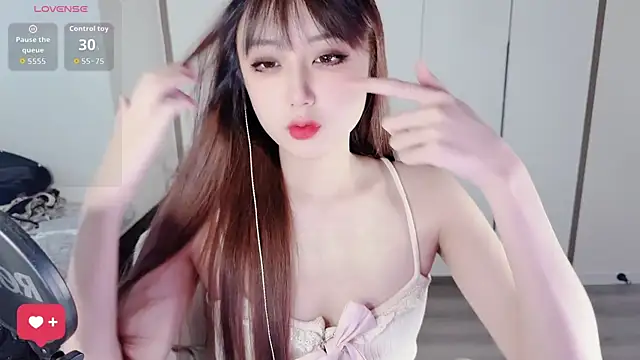 OwQoll online show from 11, 9, 2025