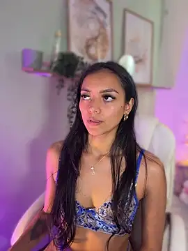 Snapshot of im-isabella chatting on 5, 5, 2026 im-isabella online show from 5, 5, 2026