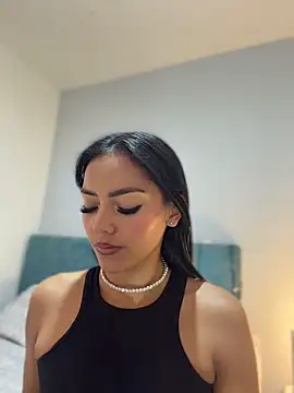 Snapshot of im-isabella chatting on 4, 5, 2026 im-isabella online show from 4, 5, 2026