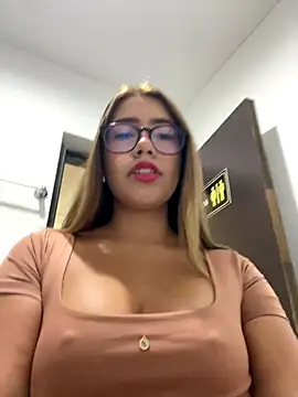 sara calderon online show from 28, 9, 2025