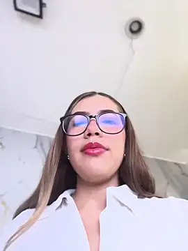 sara calderon online show from 25, 10, 2025